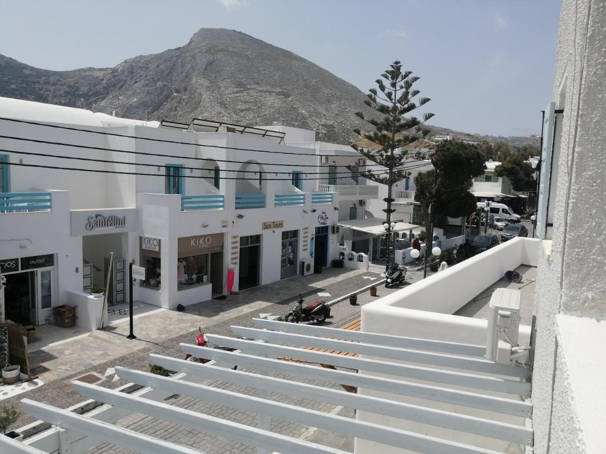 Hotel Dilino Kamári Exteriér fotografie